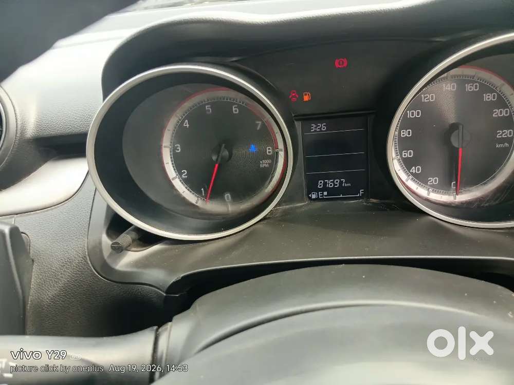 Maruti Suzuki Swift Vxi 2021