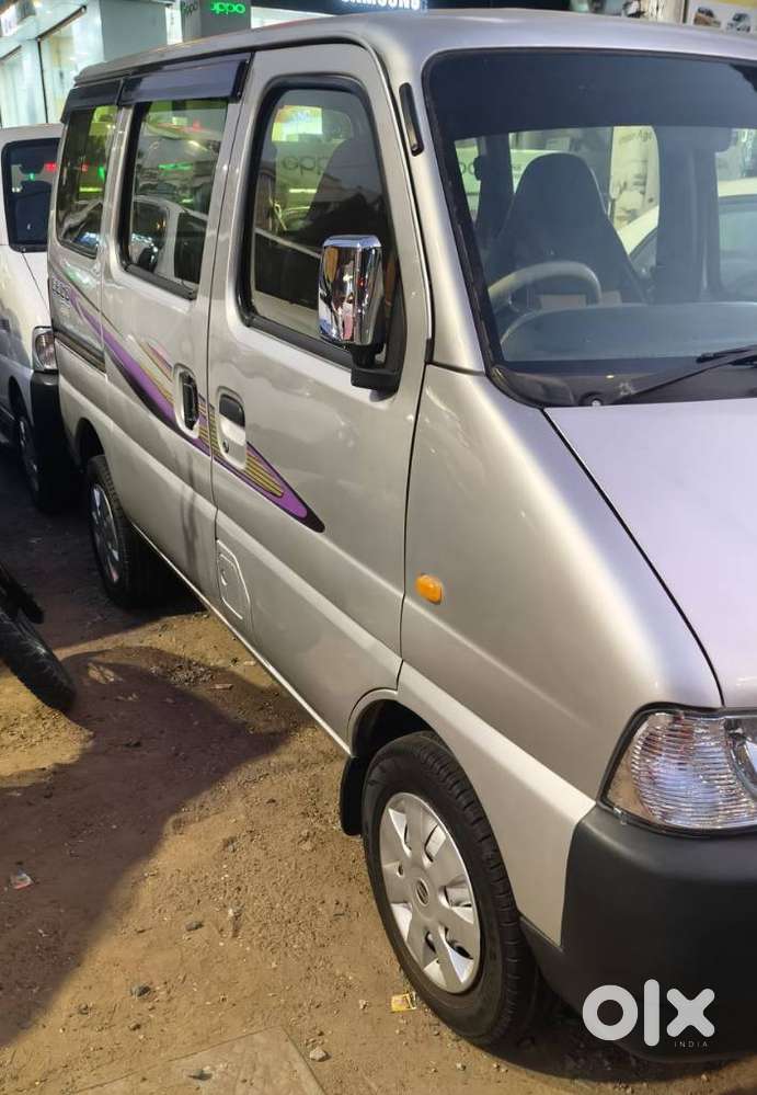Maruti Suzuki Eeco Smiles 7 Seater Standard, 2015, Cng & Hybrids