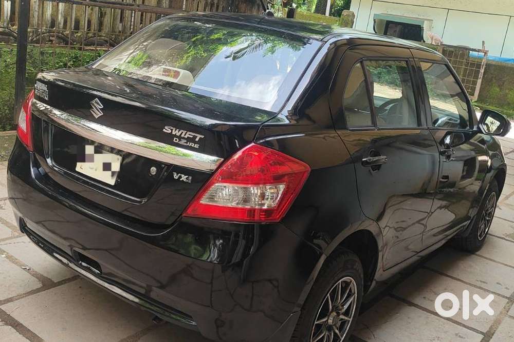 Maruti Suzuki Swift Dzire 1.2 Vxi Bsiv, 2014, Petrol
