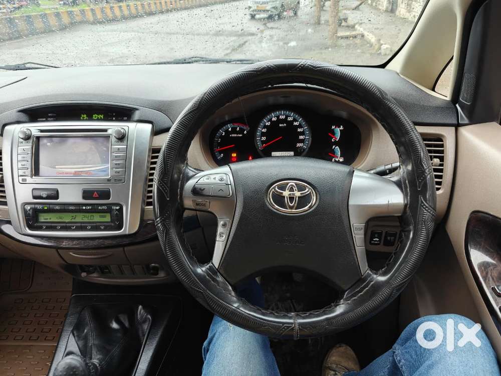 Toyota Innova 2.5 Vx 8 Str, 2015, Diesel