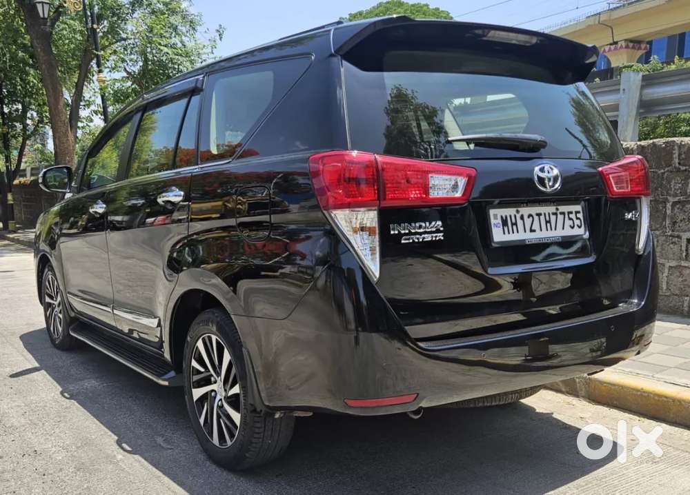 Toyota Innova Crysta [2020-ongoing] 2.4 Zx At 7 Str, 2021, Diesel