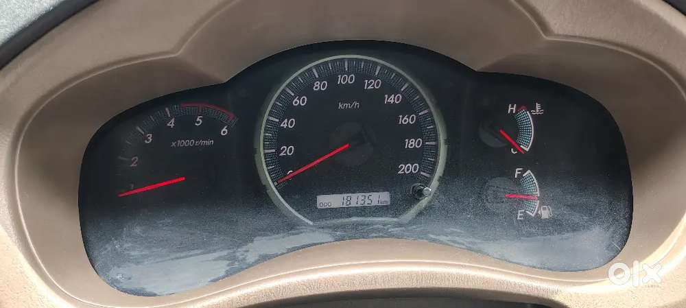 Toyota Innova 2.5 V 2015 Top-end