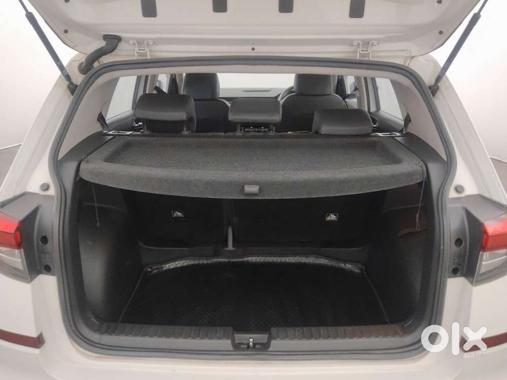 Skoda Kushaq Style 1.0l Tsi Mt, 2023, Petrol