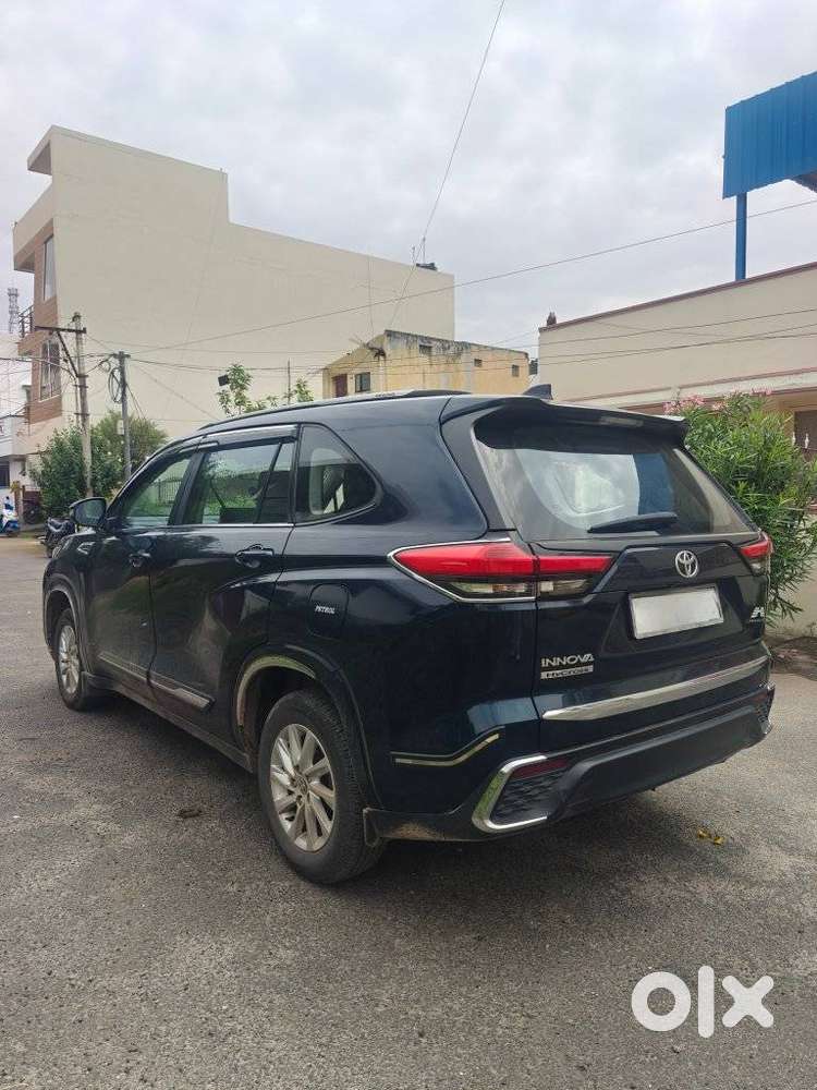 Toyota Innova Hycross 2.0 Gx 7 Str, 2024, Petrol