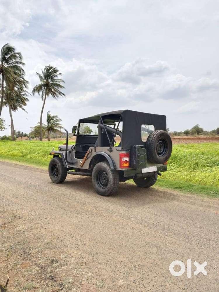 For Sale : Mahindra Jeep