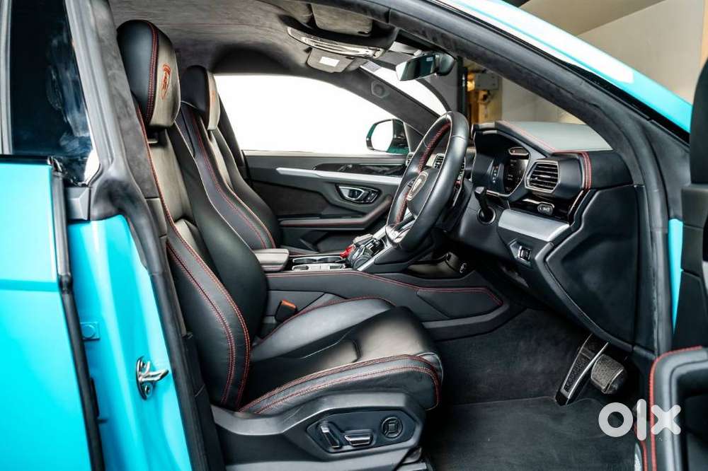 Lamborghini Urus V8, 2021, Petrol