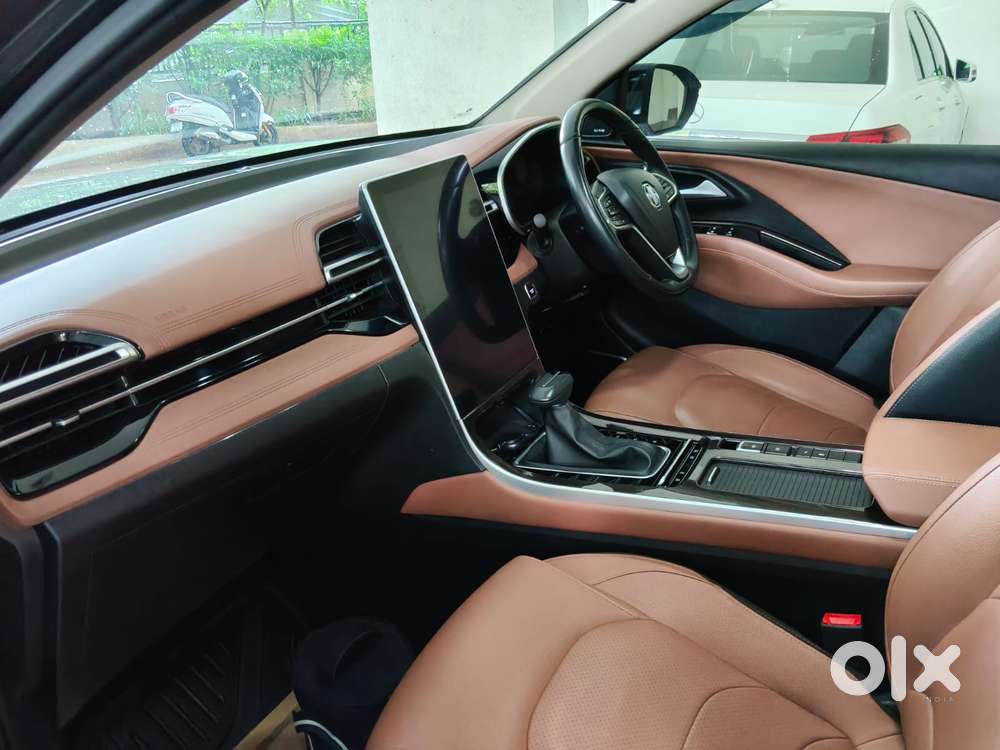 Mg Hector Plus Savvy Pro 1.5 Turbo Petrol Cvt 6 Str, 2023, Petrol