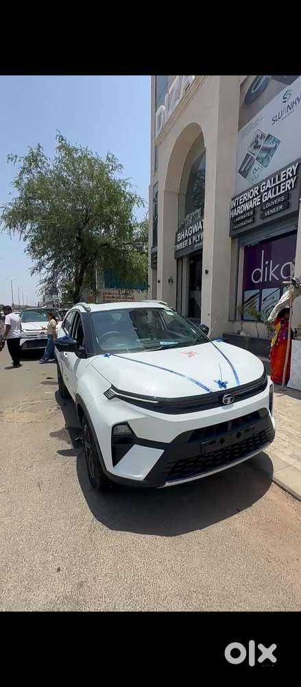Brand New Nexon Creative+s Amt Petrol