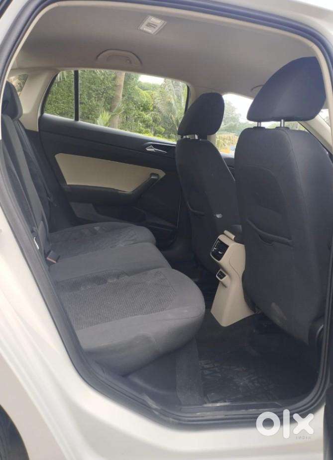 Skoda Slavia 1.0 Ambition Tsi, 2023, Petrol