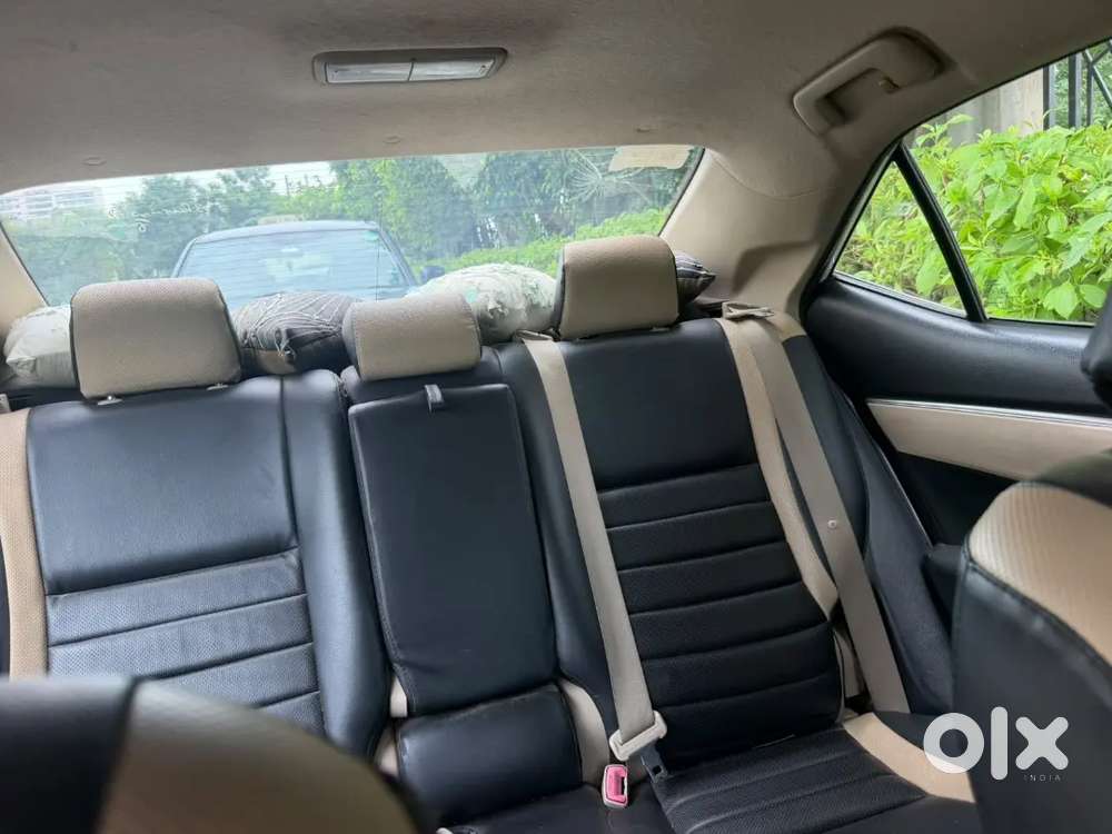 Toyota Corolla Altis 2015