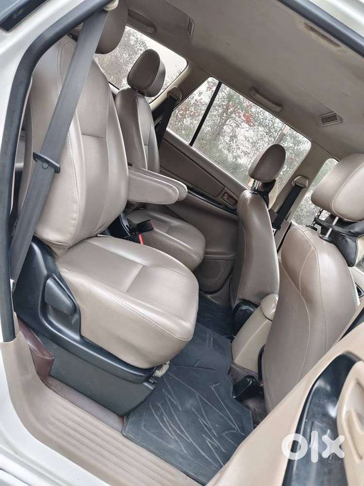 Toyota Innova 2.5 G (diesel) 7 Seater, 2016, Diesel