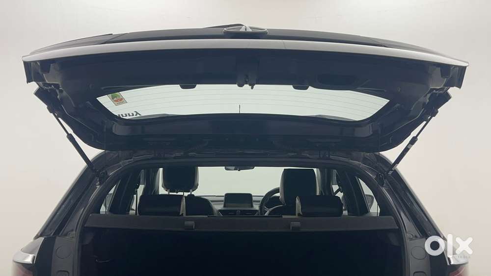 Tata Altroz 1.2 Xz Plus Dark Edition, 2022, Petrol