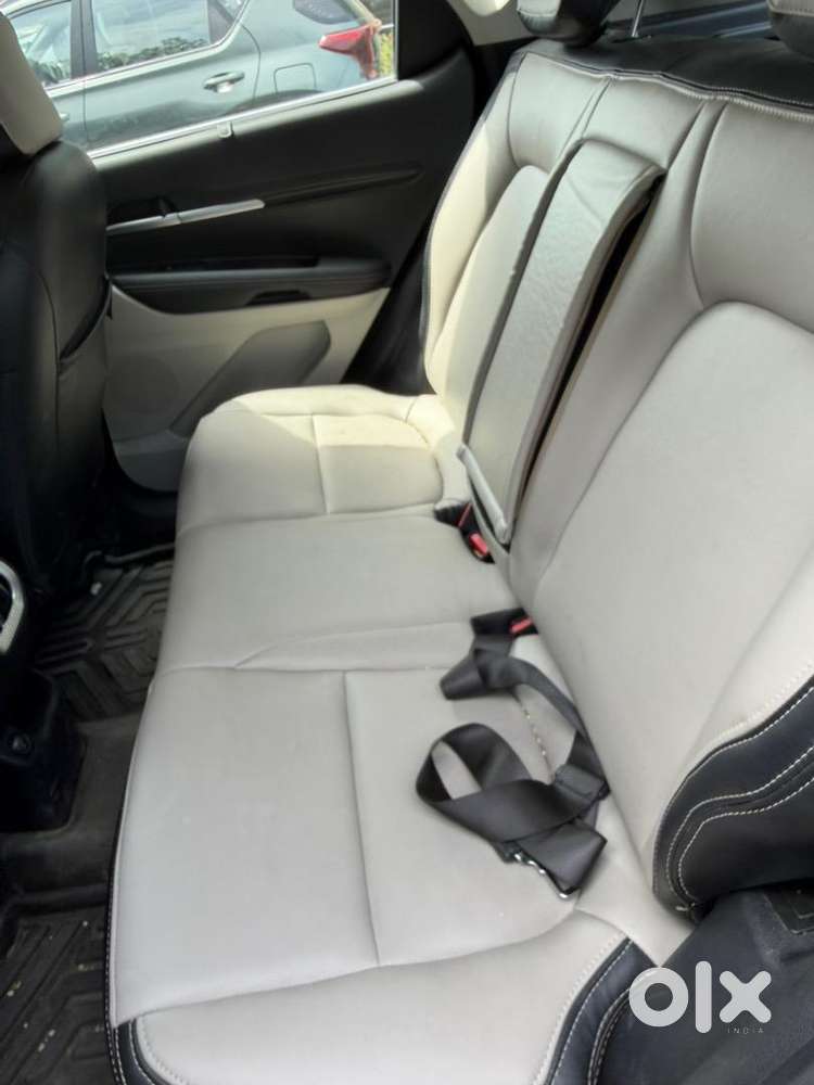 Kia Sonet 2023 Diesel Well Maintained..single Hand Driven..