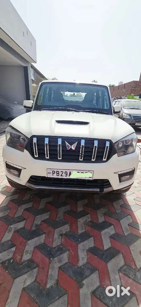 Scorpio 2015 Model