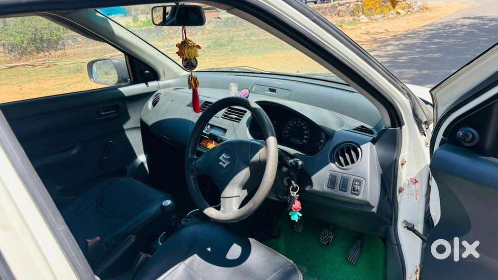 Maruti Suzuki Swift 2009 Diesel 239233 Km Driven