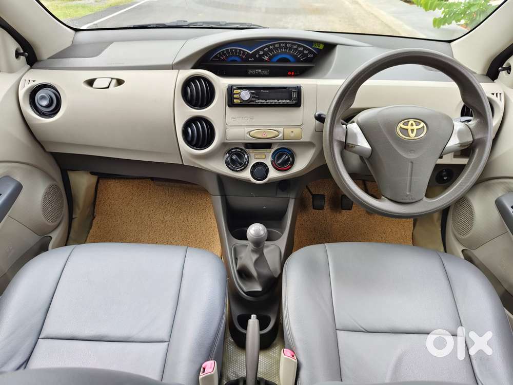 Toyota Etios G Exclusive, 2015, Petrol