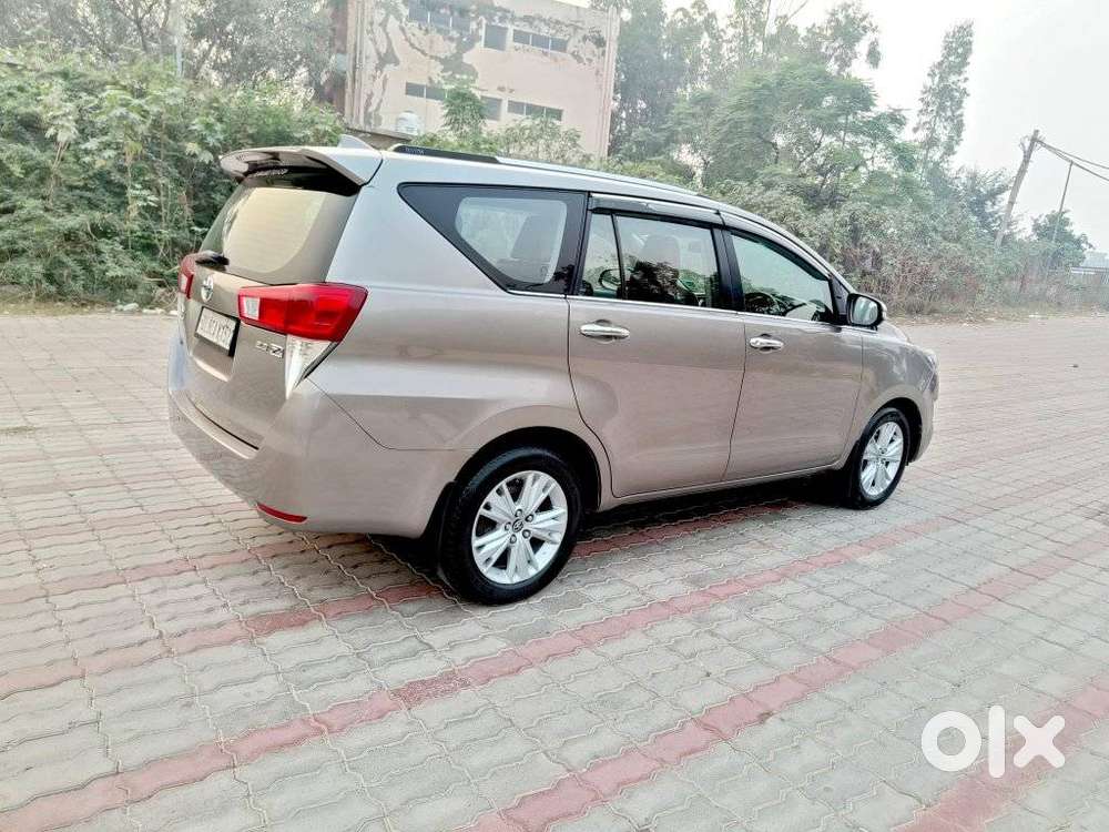 Toyota Innova Crysta 2.8z Automatic, 2018, Diesel