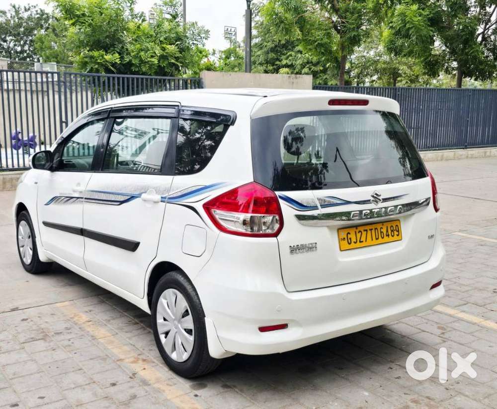 Maruti Suzuki Ertiga 1.4 Vxi Cng Anniversary Edition, 2017, Cng & Hy..