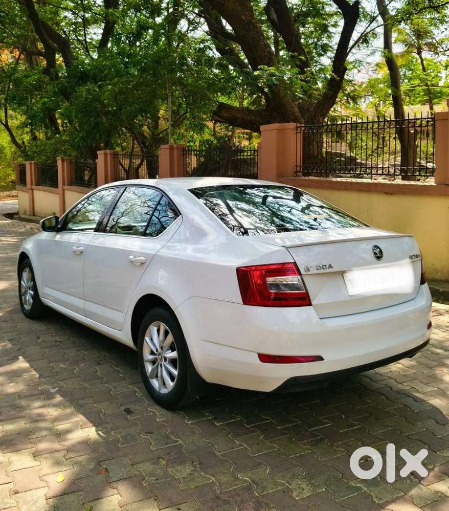 Skoda Octavia 2013-2017 Elegance 1.8 Tsi At, 2015, Petrol