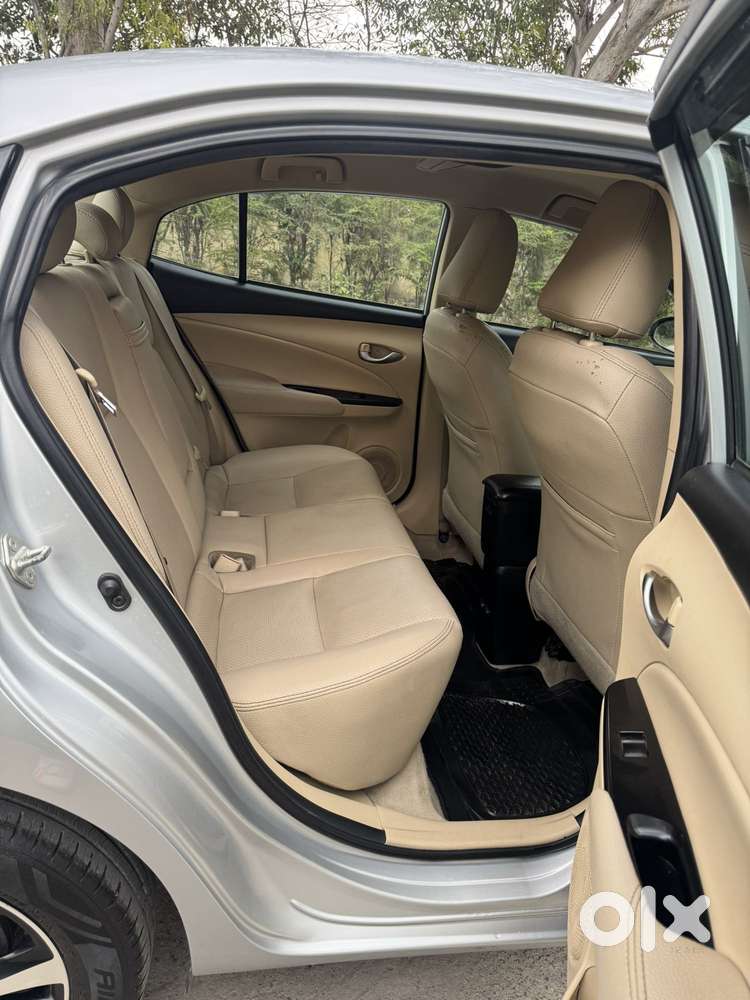 Toyota Yaris G Cvt, 2021, Petrol