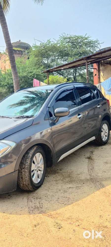 Maruti Suzuki S Cross 2016 Diesel Well Maintained