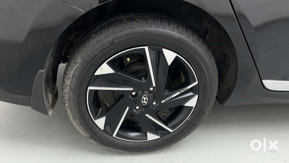 Hyundai Verna 1.5 Sx Vtvt Ivt, 2021, Petrol