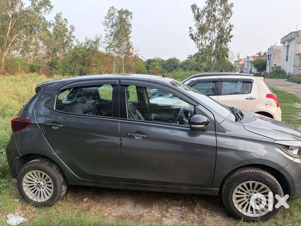 Tata Tiago Petrol 2023