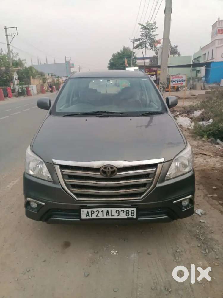 Toyota Innova  2012 Diesel 310000 Km