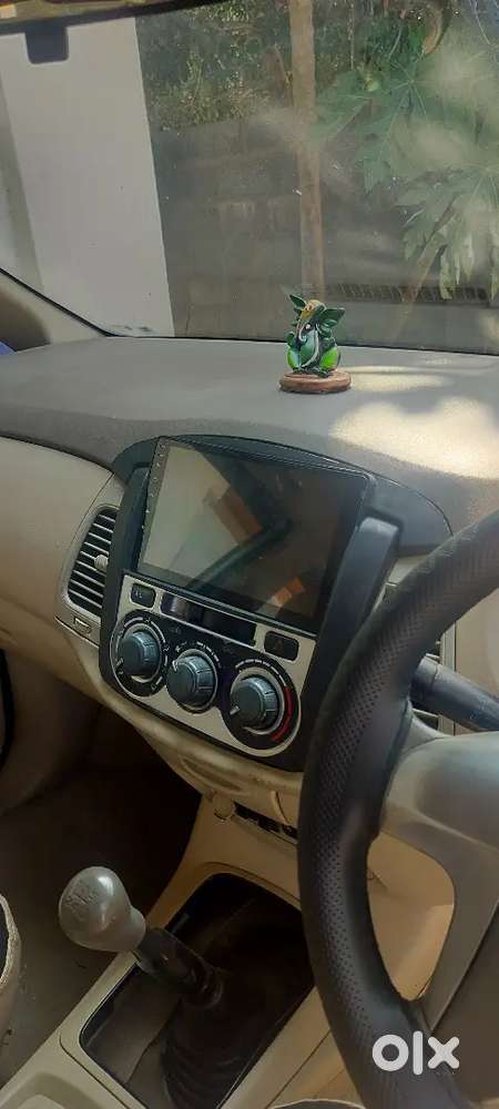 Toyota Innova 2014 Diesel 390000 Km Driven