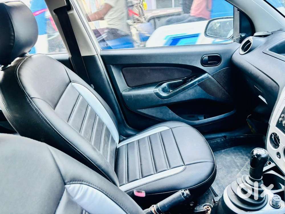 Ford Figo Petrol 2012