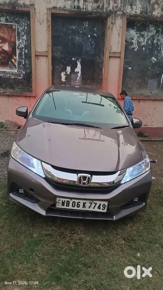 Honda City I Vtec 2015 Car Shoroom Condition Mein