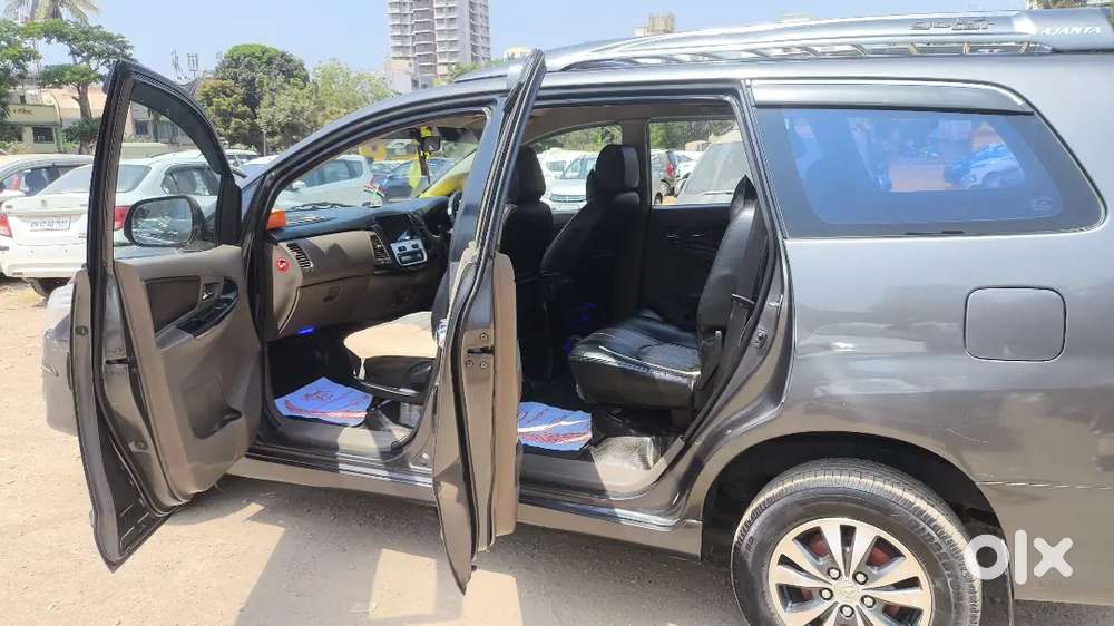 Toyota Innova 2015 Diesel Well Maintained