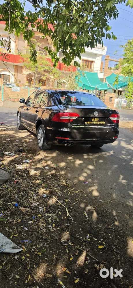 Skoda Superb 2014 Petrol Well Maintained