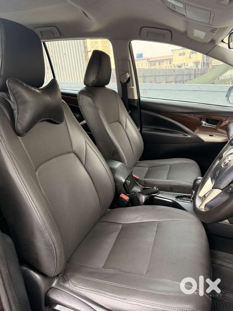 Toyota Innova Crysta 2.8 Gx At 8s, 2016, Diesel