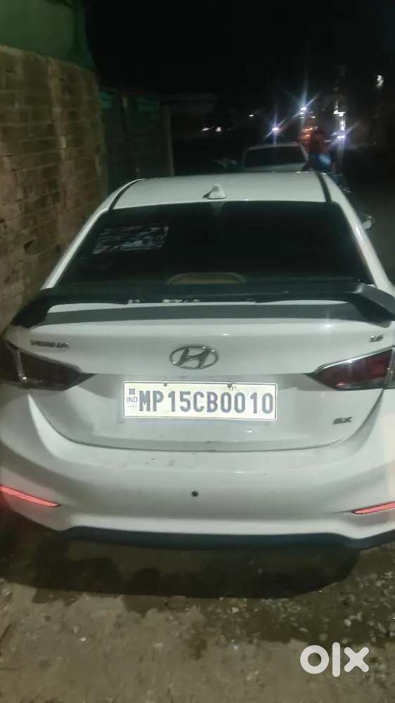 Hyundai Verna 2018 Petrol 60000 Km Driven