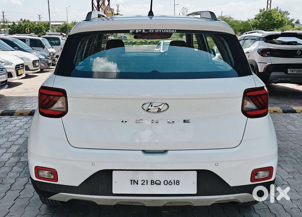 Hyundai Venue S, 2022, Petrol