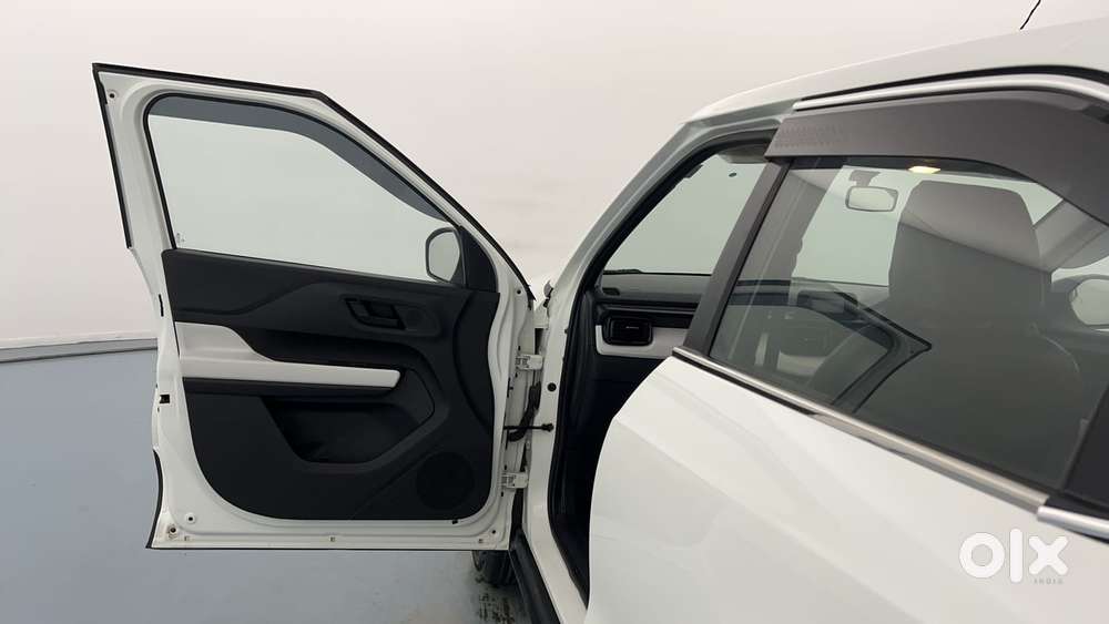 Tata Punch Pure, 2022, Petrol