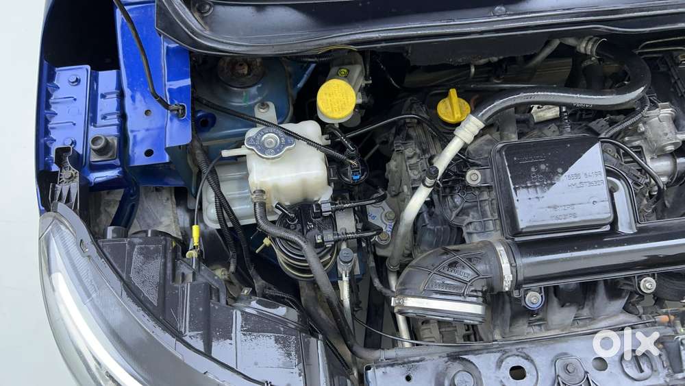 Renault Triber Rxz Easy-r Amt, 2020, Petrol