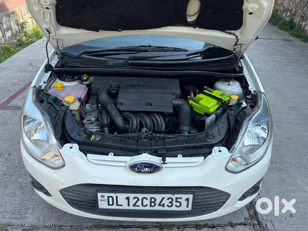 Ford Figo 2010-2012 Petrol Zxi, 2014, Petrol