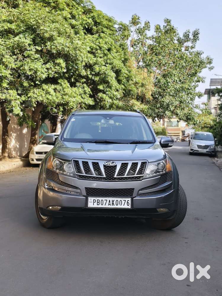 Mahindra Xuv500 W8 Dual Tone, 2013, Diesel