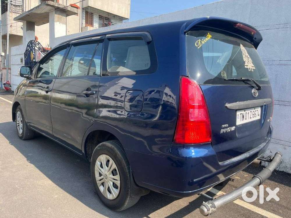 Toyota Innova 2.0 Gx (petrol) 8 Seater Bs Iv, 2005, Diesel