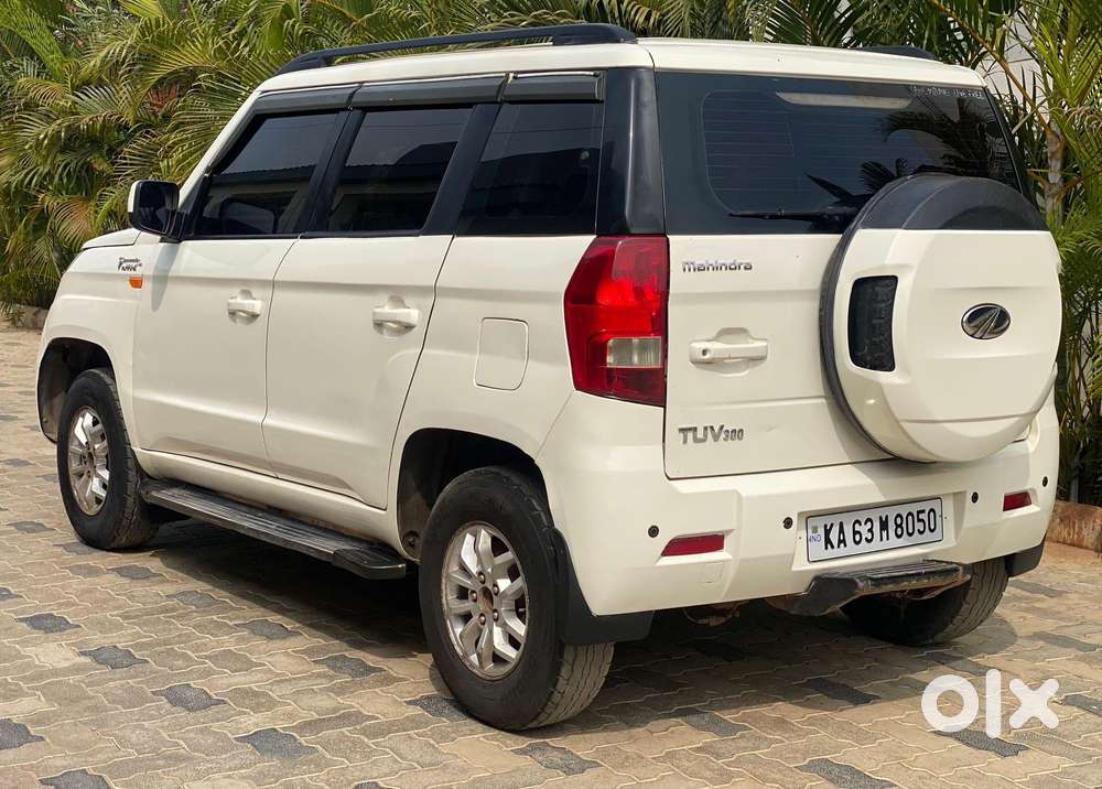 Mahindra Tuv 300 T8, 2016, Diesel