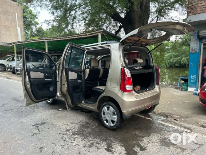 Maruti Suzuki Wagon R 1.0 2010-2019 Vxi (o), 2016, Petrol