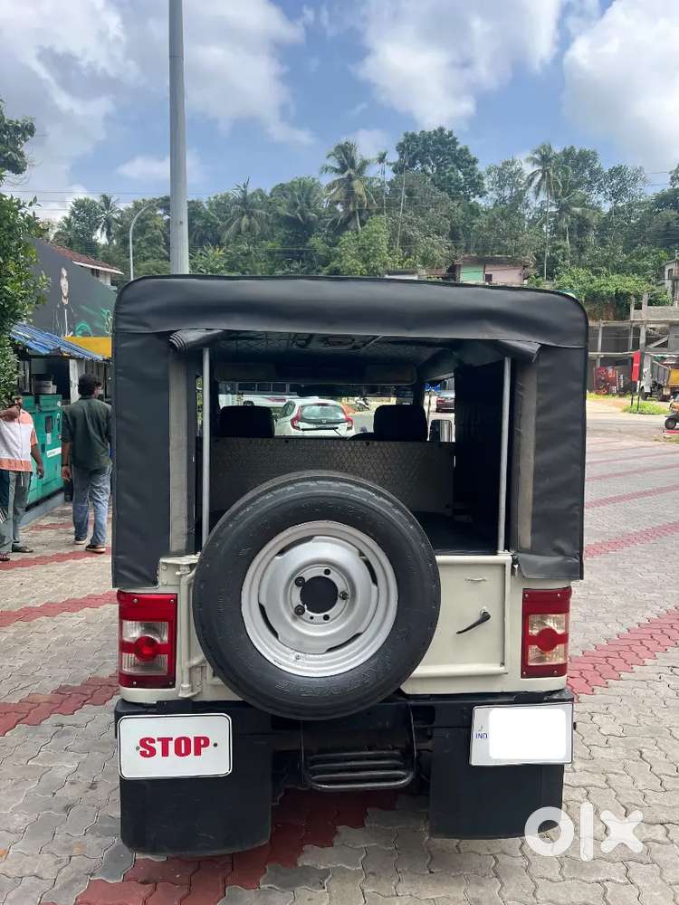 Mahindra Jeep 1995