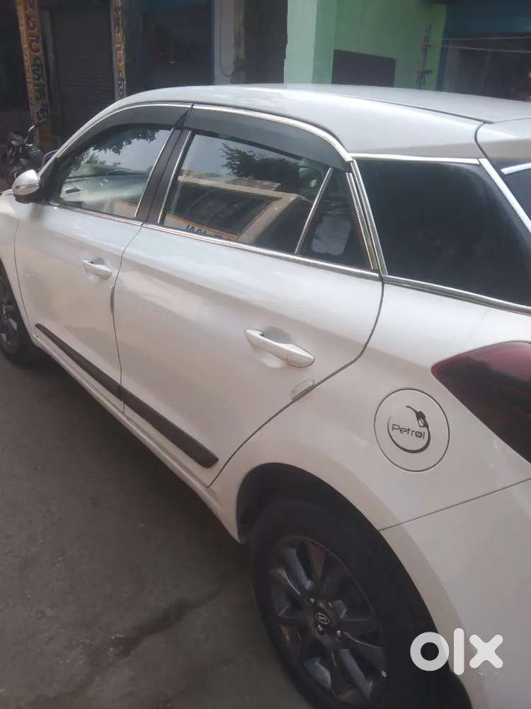 Hyundai I20 2019 Petrol 82000 Km Driven