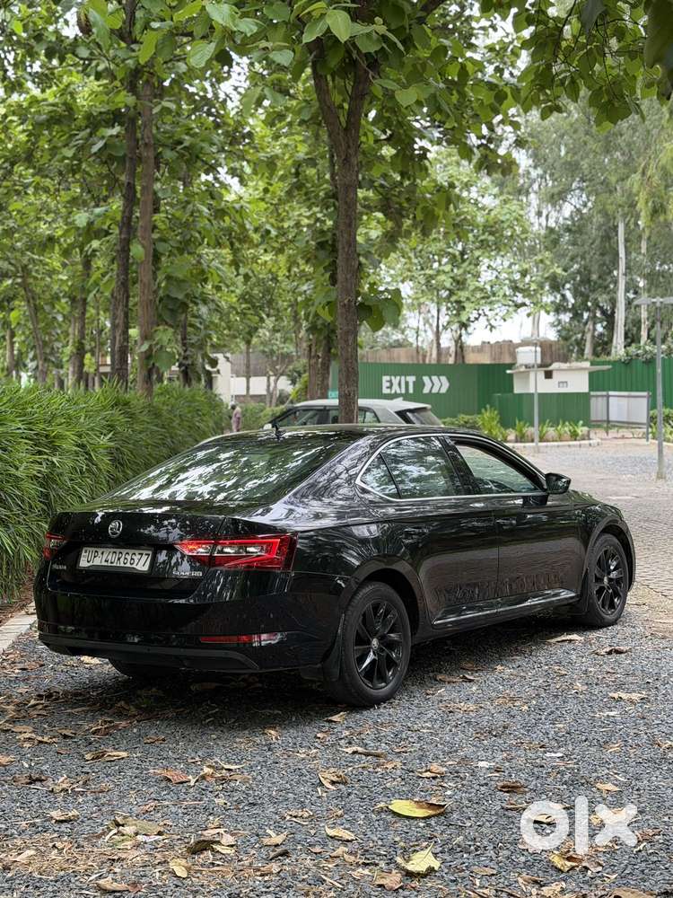 Skoda Superb Lk 1.8 Tsi At, 2018, Petrol