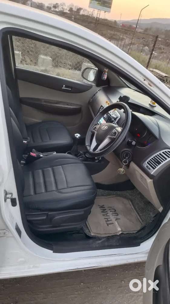 Hyundai I20 2010 Petrol 90000 Km Driven