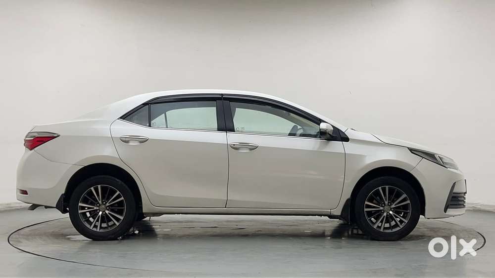 Toyota Corolla Altis Vl At, 2017, Petrol