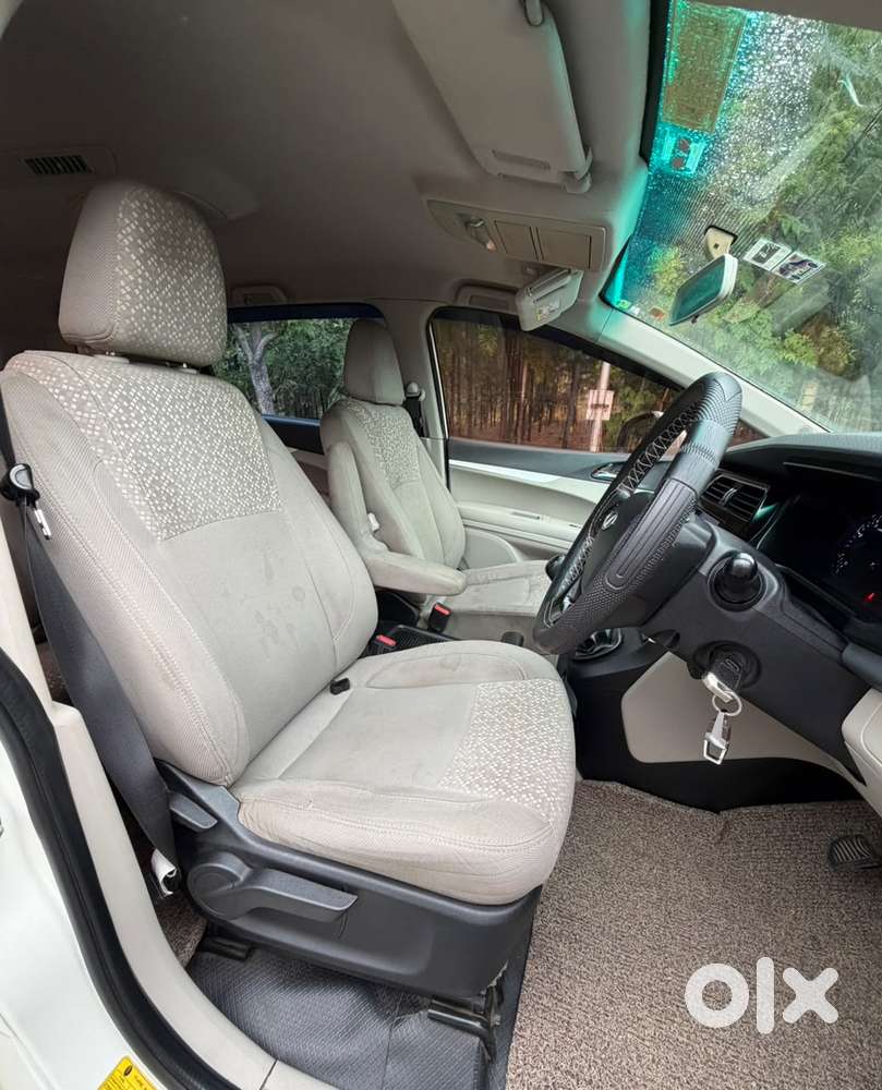 Mahindra Marazzo, 2019, Diesel