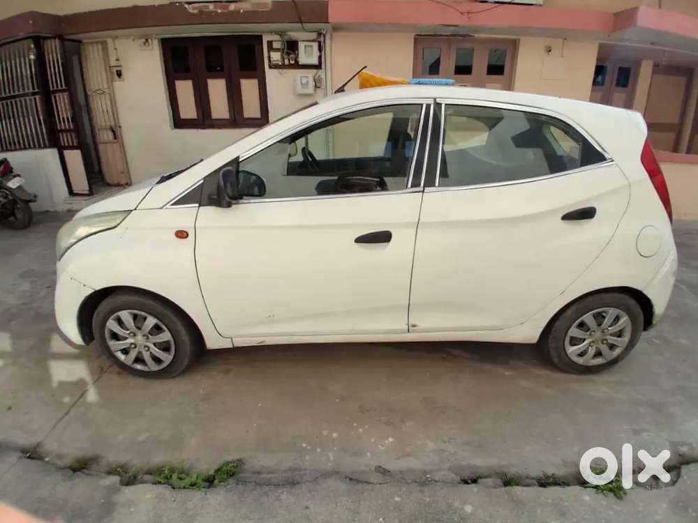 Hyundai Eon 2012 Cng & Hybrids Well Maintained